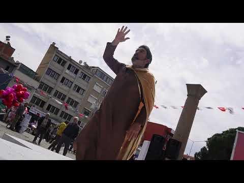 CUMHURİYET MEYDANINDA GALENOS'U  EYÜP GÜLMEZ CANLANDIRARAK HAYAT VERDİ